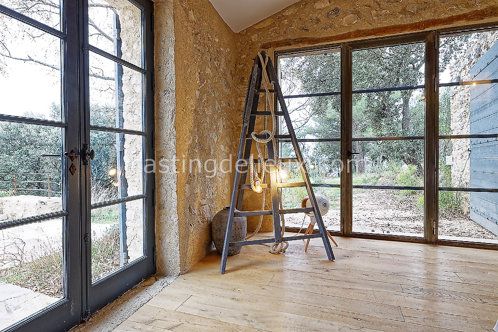 castingdelieux15-FR111-W