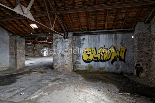 FR110 - Ancienne usine de papier dans le Vaucluse