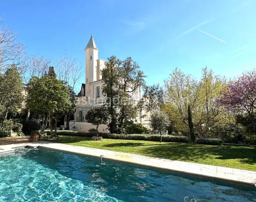 FR097 - Bastide historique avec verrière et jardin paysager à Marseille