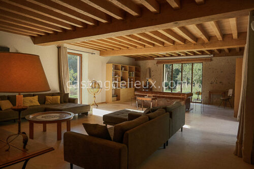 FR121 - Domaine de caractère avec longère, atelier et parc arboré en Centre-Val de Loire