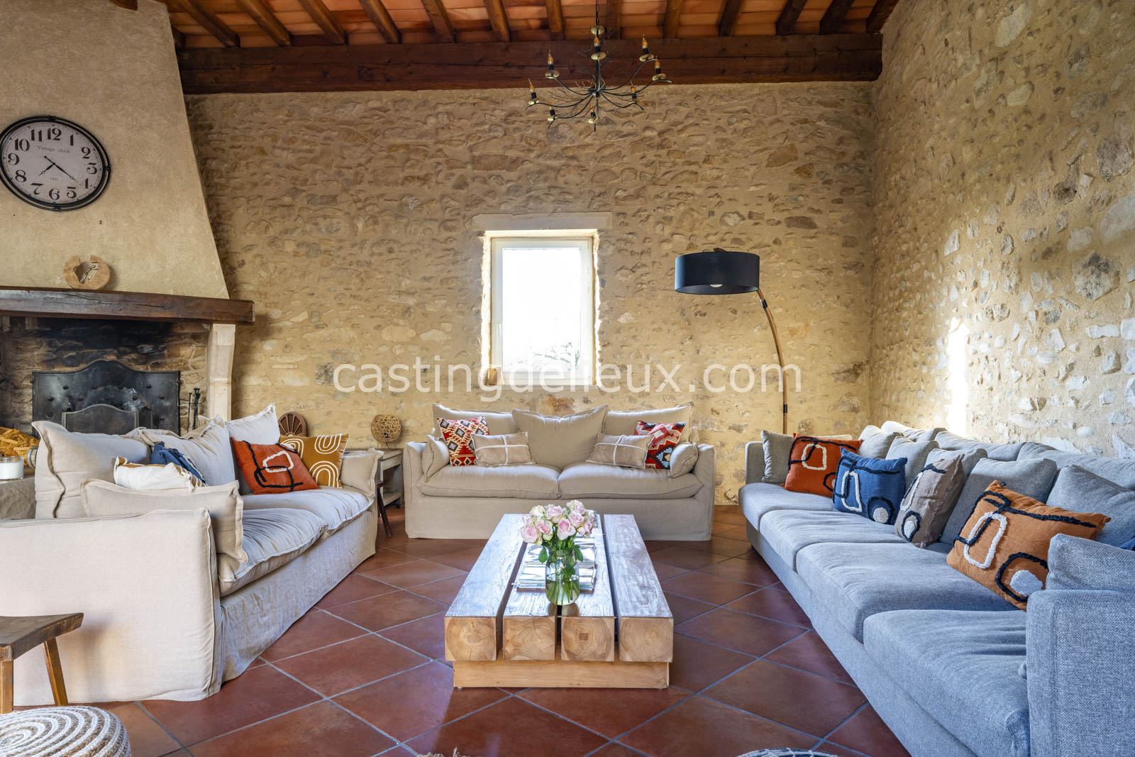 castingdelieux.com-FR185-location-lieux-tournage-shootingphoto-Montelimar-3