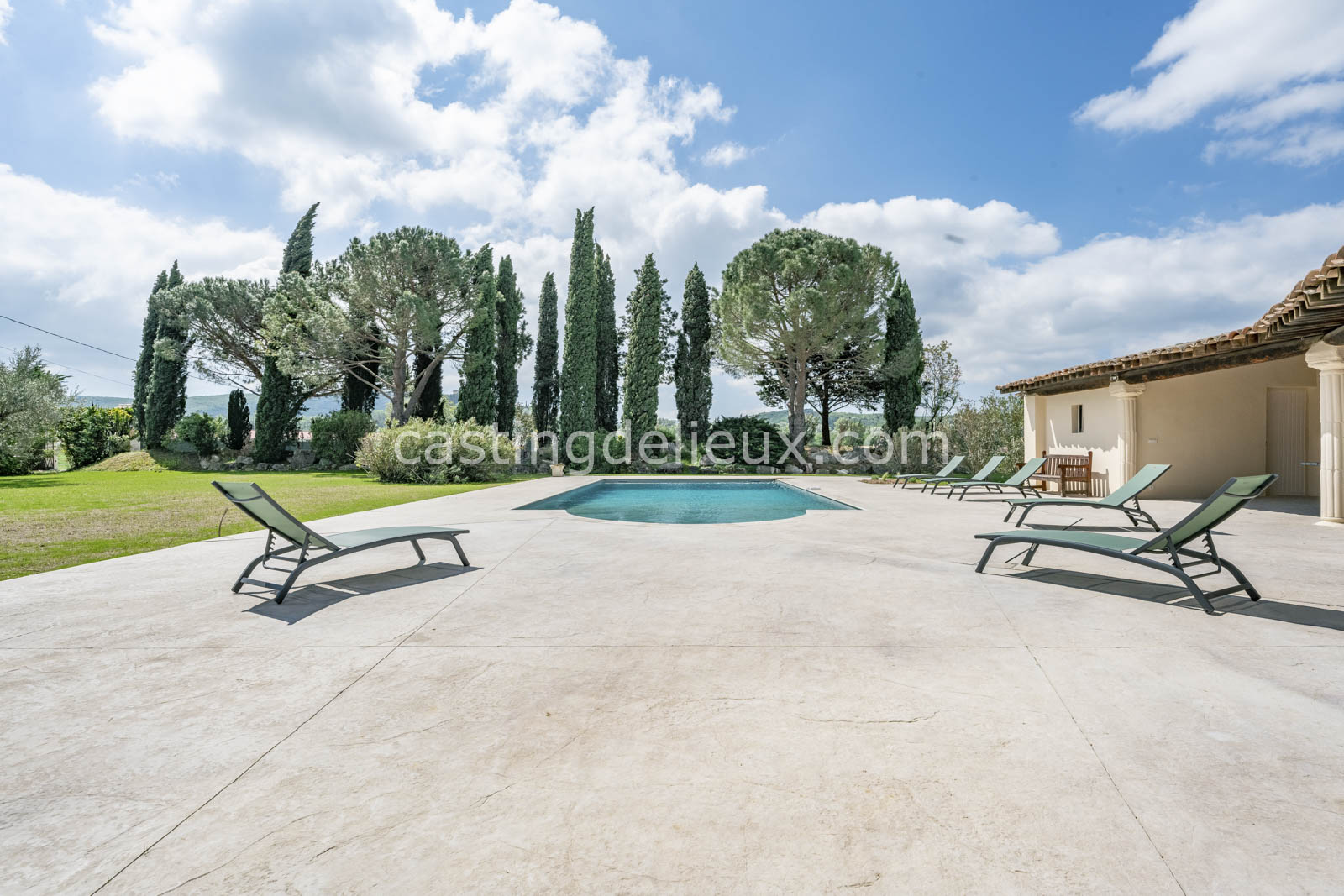 castingdelieux.com-FR185-location-lieux-tournage-shootingphoto- Montelimar-46