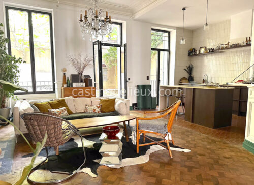 FR191 – Appartement haussmannien avec extérieur à Marseille