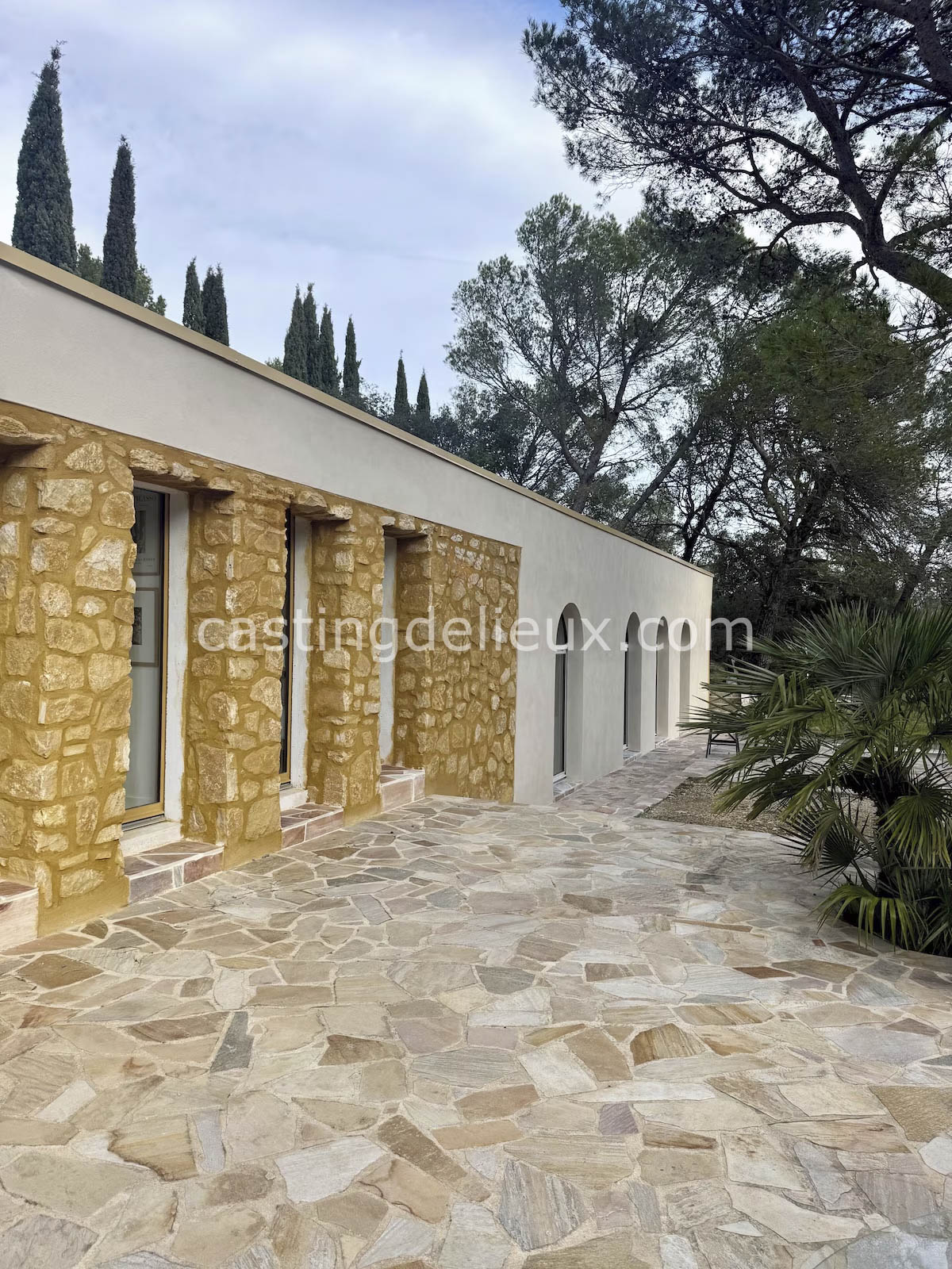 castingdelieux.com-FR193-location-lieux-tournage-shootingphoto-Vaucluse-43