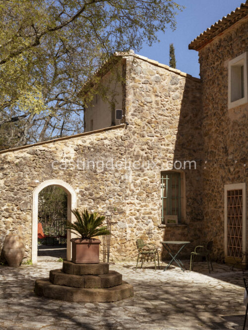 FR200 – Domaine provençal remarquable pour shooting dans le Var