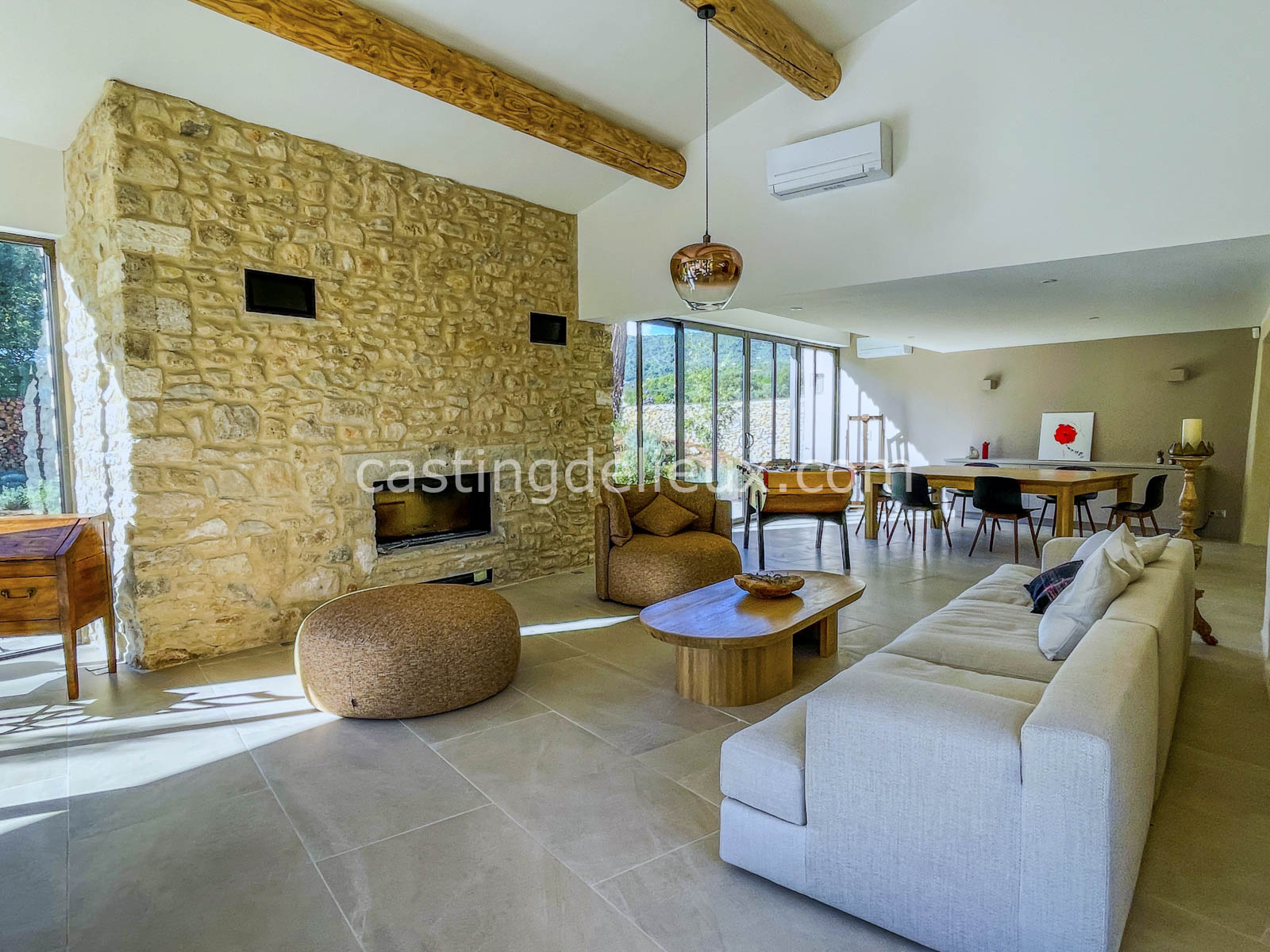 castingdelieux.com-FR201-location-lieux-tournage-shootingphoto-Luberon-1