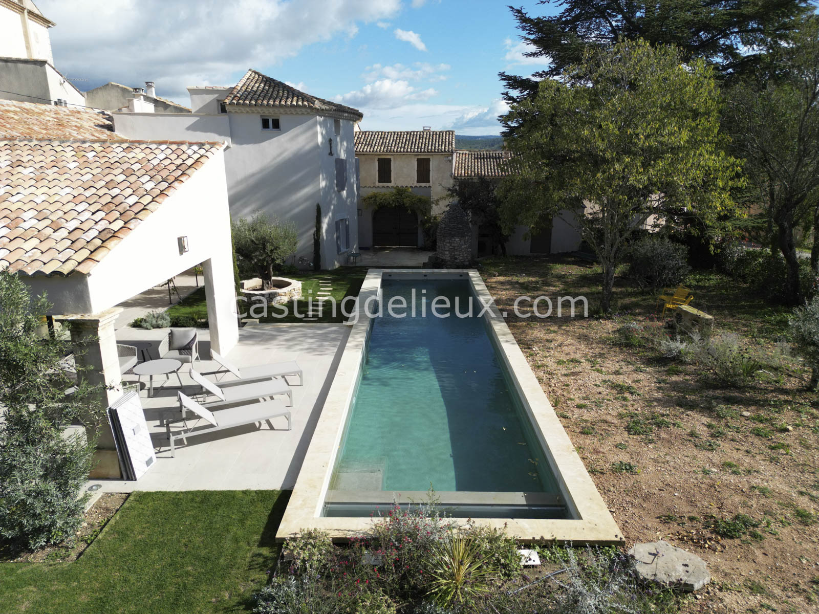 castingdelieux.com-FR201-location-lieux-tournage-shootingphoto-Luberon-140