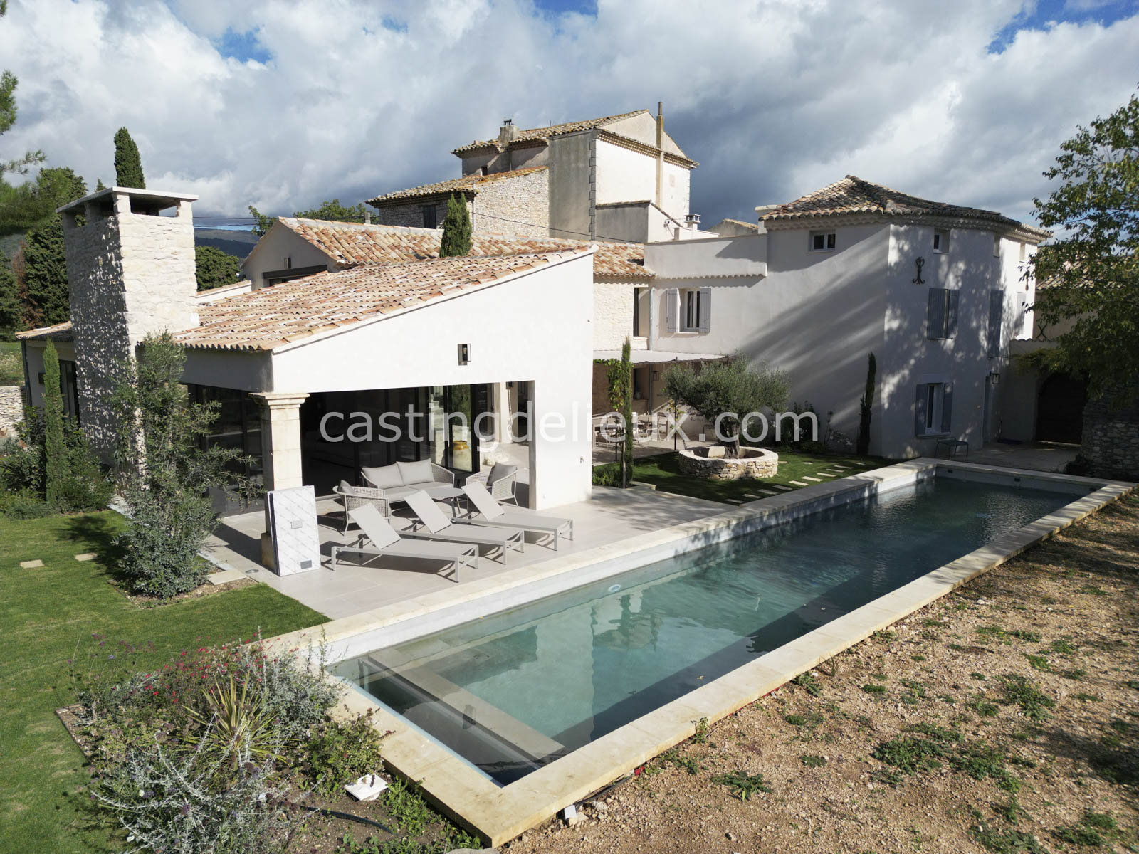 castingdelieux.com-FR201-location-lieux-tournage-shootingphoto-Luberon-142