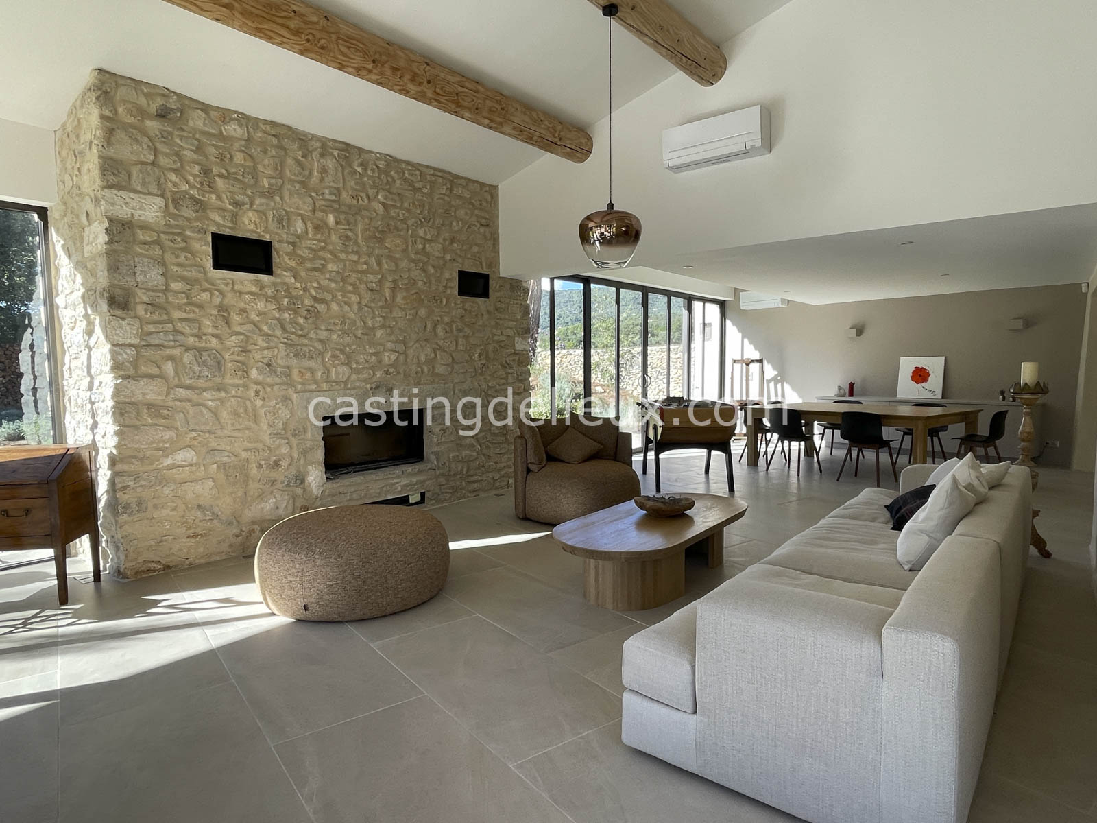 castingdelieux.com-FR201-location-lieux-tournage-shootingphoto-Luberon-2