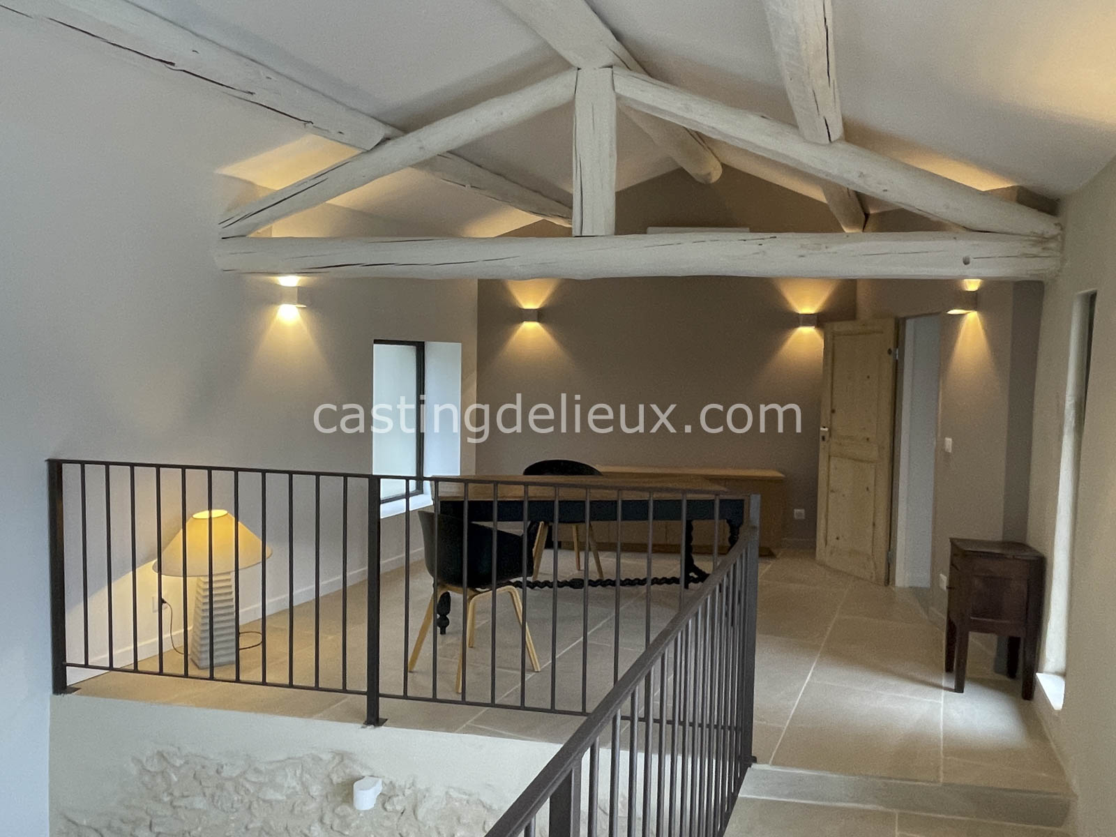 castingdelieux.com-FR201-location-lieux-tournage-shootingphoto-Luberon-27