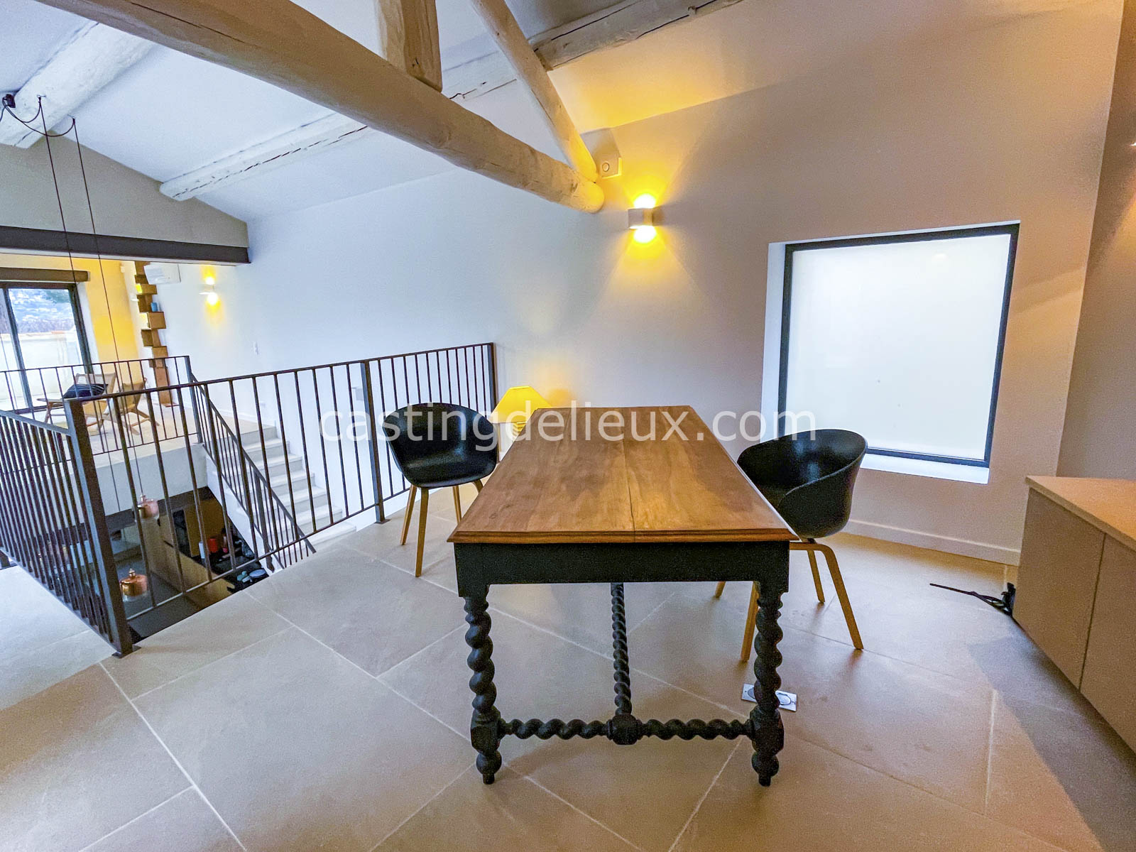 castingdelieux.com-FR201-location-lieux-tournage-shootingphoto-Luberon-29