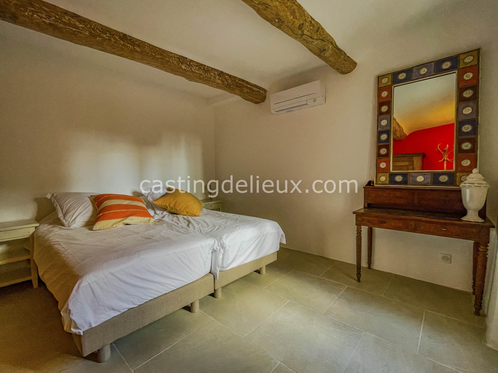 castingdelieux.com-FR201-location-lieux-tournage-shootingphoto-Luberon-45