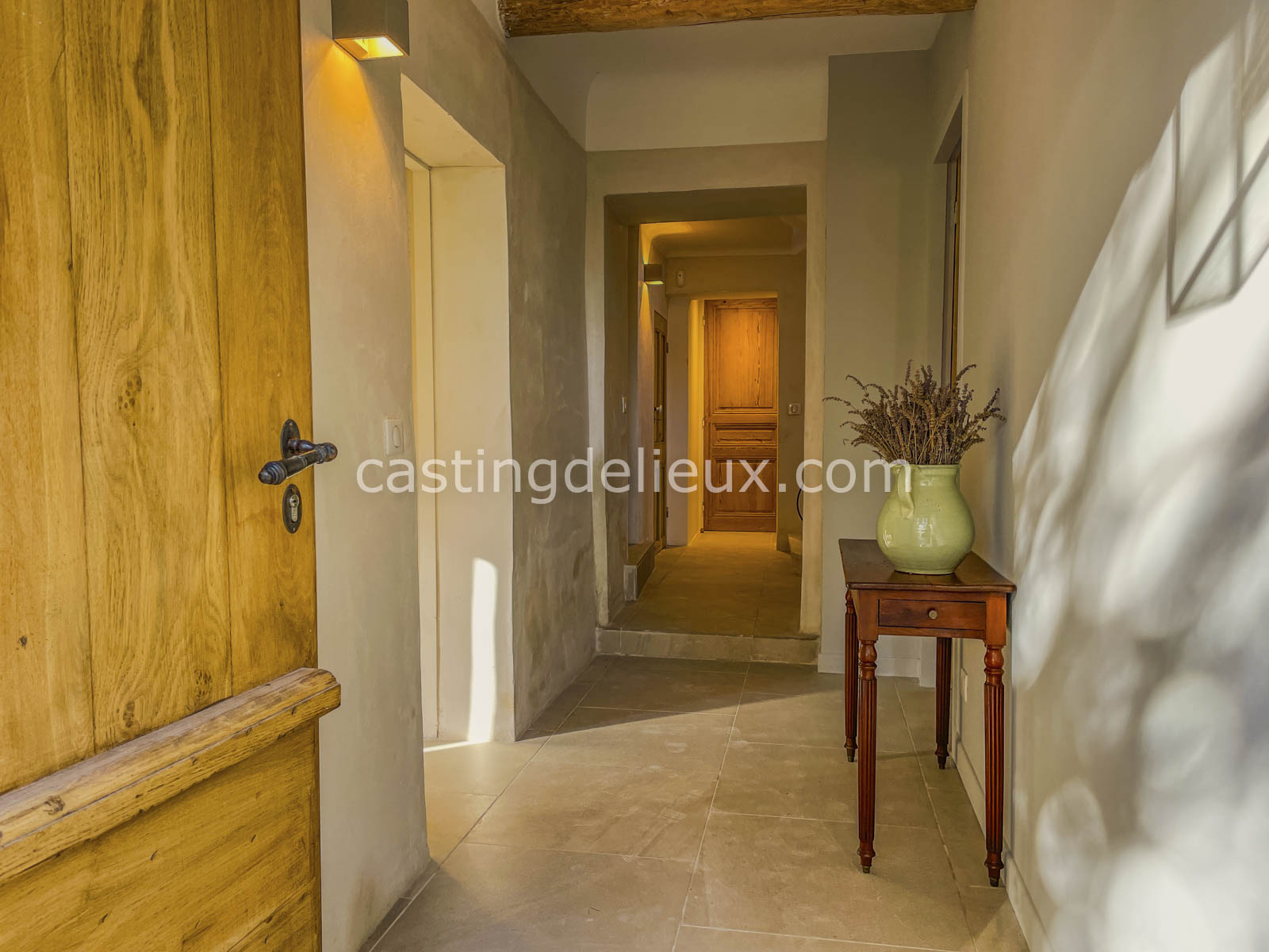 castingdelieux.com-FR201-location-lieux-tournage-shootingphoto-Luberon-47