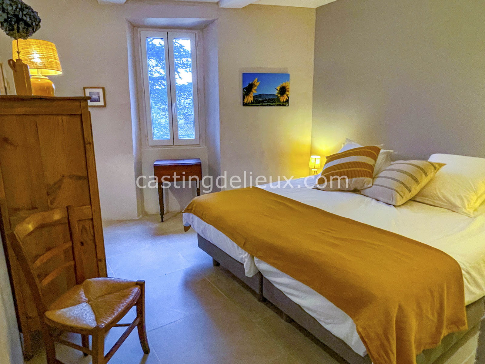 castingdelieux.com-FR201-location-lieux-tournage-shootingphoto-Luberon-51