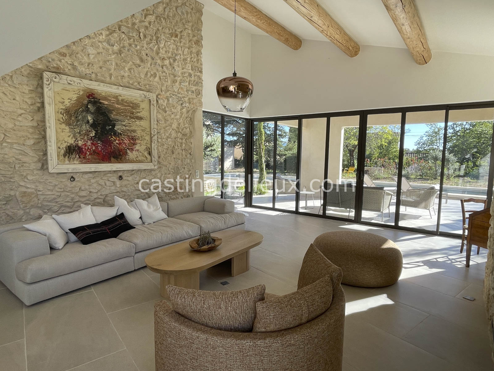 castingdelieux.com-FR201-location-lieux-tournage-shootingphoto-Luberon-6
